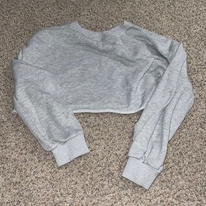 Cropped sweatshirt